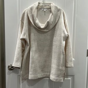 T by Talbots Fleece Cream & Gray Tunic Size 2X